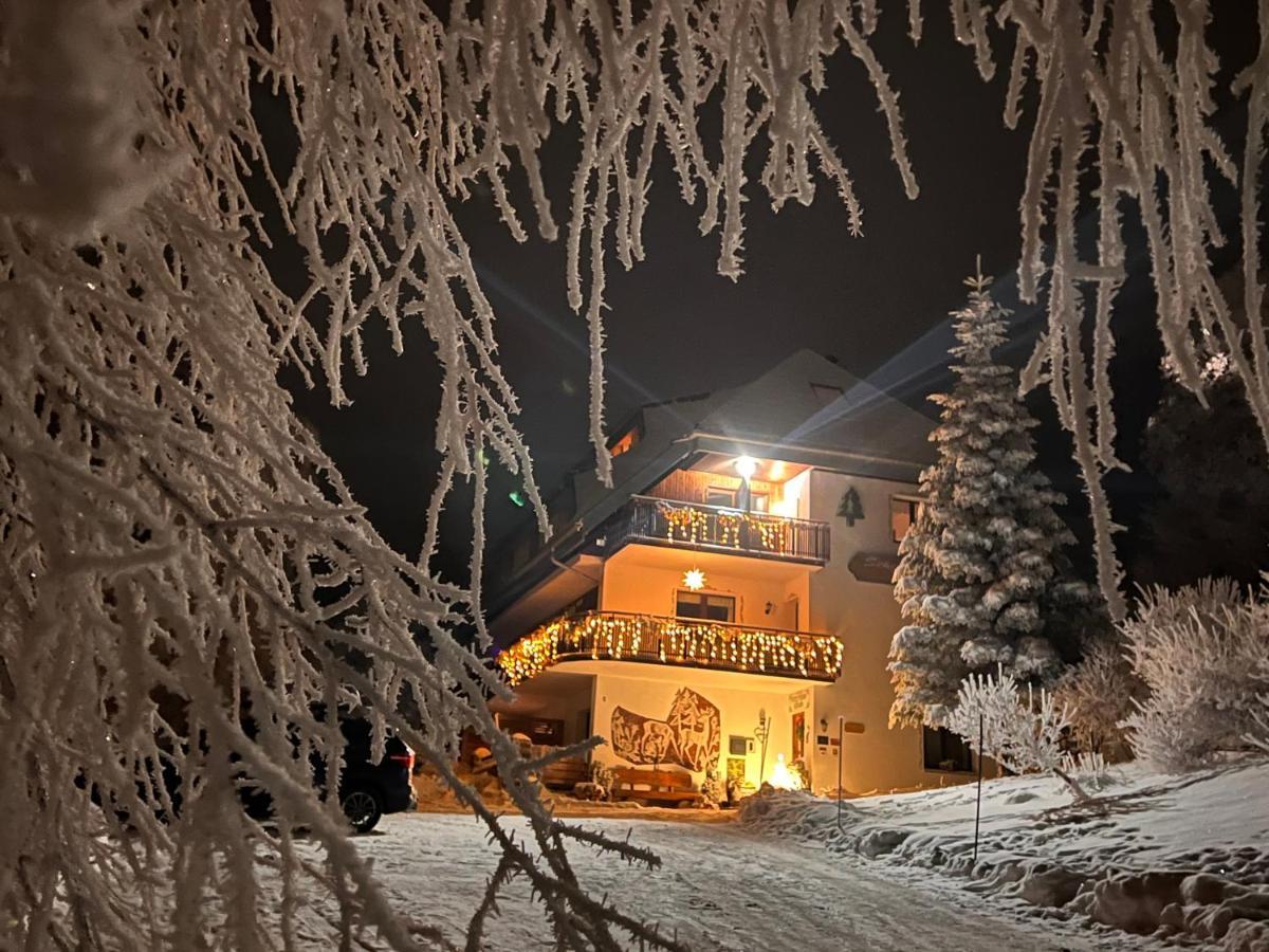 Schwarzwald-Hotel Kraeutle Фелдберг Екстериор снимка